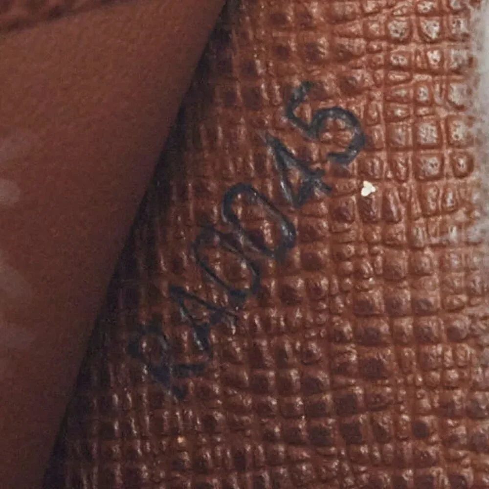 LOUIS VUITTON delivery duty